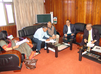 Signing ceremony between Sami Labs, Indian Institute of Integrated Medicine (IIIM), Jammu and Indian Council of Medical Research (ICMR) for licensing of two patents.