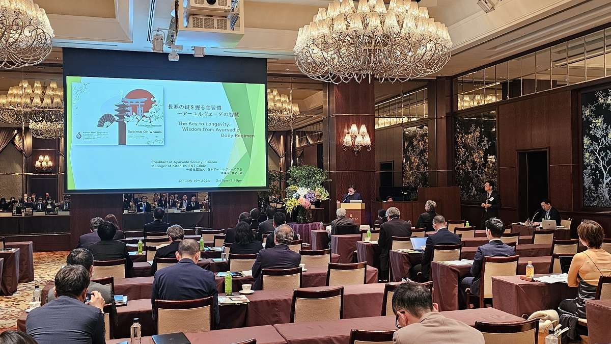 sami-sabinsa-host-science-roadshow-sabinsa-on-wheels-sow-in-japan