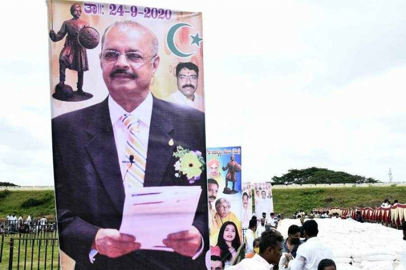 Dr. Majeed Foundation Distributes 5,500 Rice Bags to Needy Communities in Karnataka, India