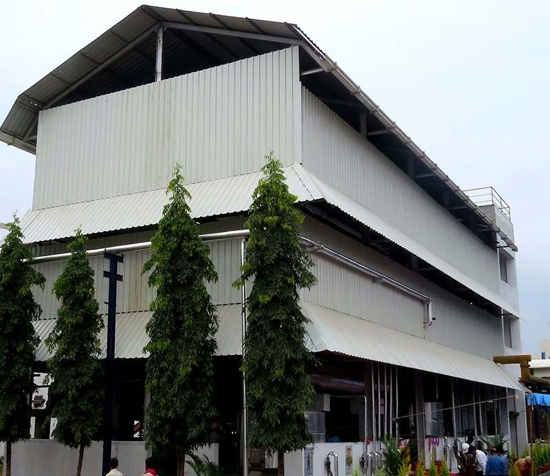 Dr. Muhammed Majeed, Founder & Chairman, Sami-Sabinsa Group inaugurates new Solvent Extraction Plant in Dobaspet, Bangalore