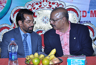 Dr Majeed Felicitates Contract Farmers of Turmeric and Coleus