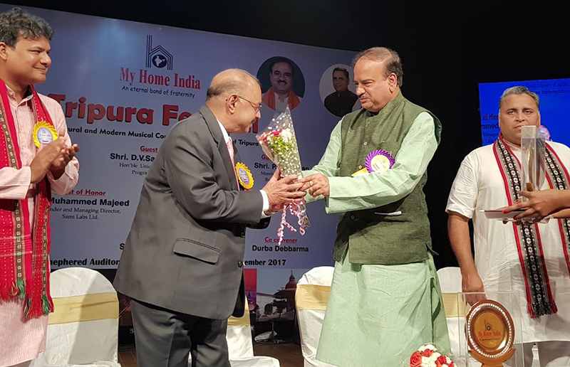 Dr. Muhammed Majeed, Founder & Chairman, Sami-Sabinsa Group was invited as the Guest of Honor at the Tripura Festival. A Cultural and Modern Musical Concert Exploring Glory of Tripura Organized by My Home India, an Eternal Bond of fraternity